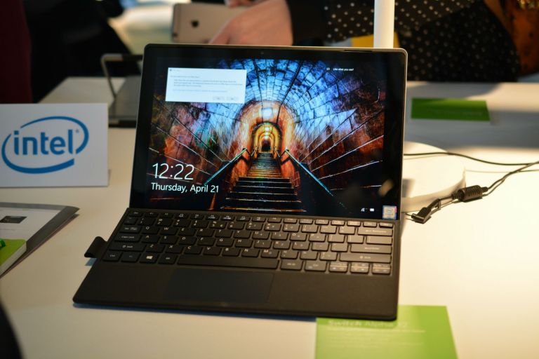 Harga Laptop Acer Switch Alpha 12